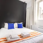 Appartement Au Qui Dort - Archives 18 *
